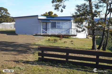 3 Howells Pl, Triabunna, TAS 7190