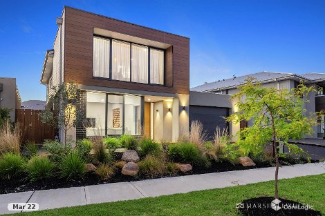 17 Dressage Dr, Cranbourne South, VIC 3977