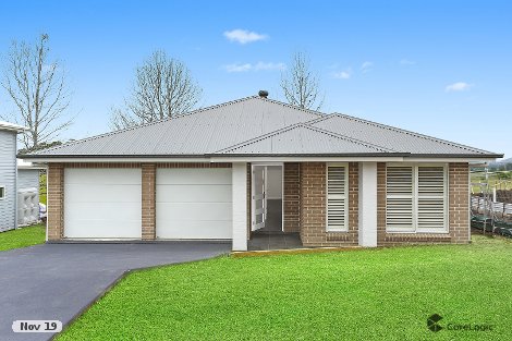 11 Parker Cres, Berry, NSW 2535