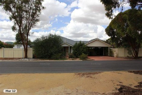 18 Cowan Way, Merredin, WA 6415