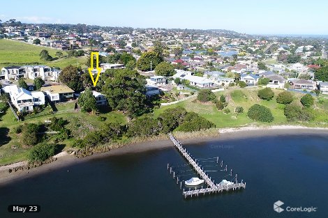 99 Carpenter St, Lakes Entrance, VIC 3909