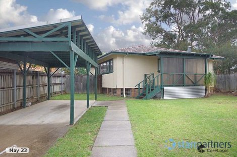 33 Tea Tree Cres, Macquarie Fields, NSW 2564