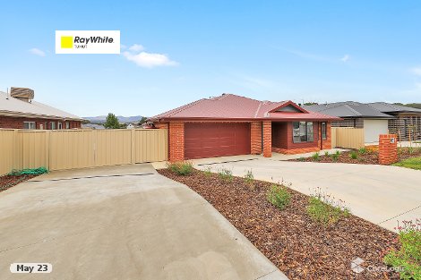 24 Jeffery Cct, Tumut, NSW 2720