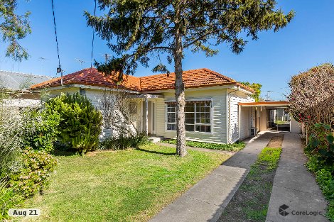 18 Wilsons Rd, Newcomb, VIC 3219