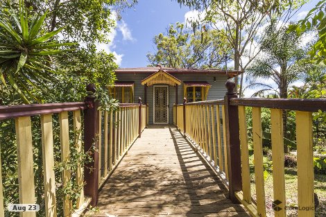 44 Charles Tce, Macleay Island, QLD 4184