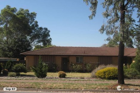 9 Warburton Rd, Valley View, SA 5093