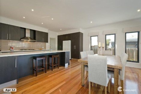 8 Walkers Rd, Carrum, VIC 3197