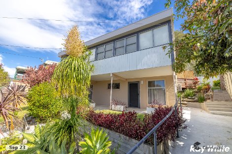 7 Seabreeze Pde, Green Point, NSW 2428