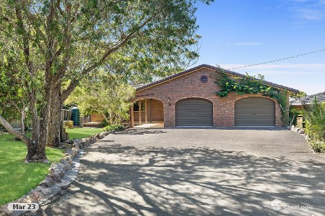 9 Table Top Rd, North Avoca, NSW 2260