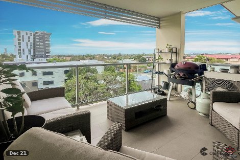 6/143 Cavendish Rd, Coorparoo, QLD 4151