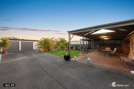 7 Iriswells Cl, Tooradin, VIC 3980