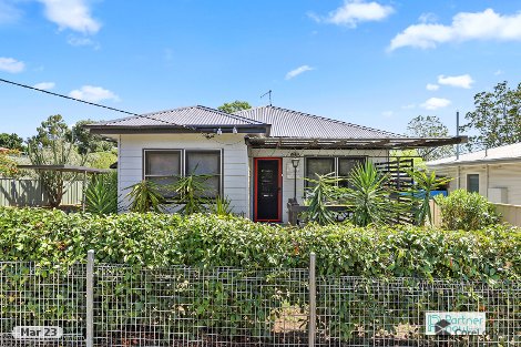 42 Robert St, South Tamworth, NSW 2340