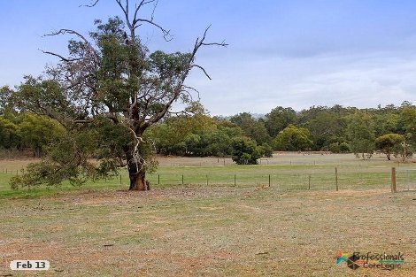 205 Patersonia Rd, Chittering, WA 6084