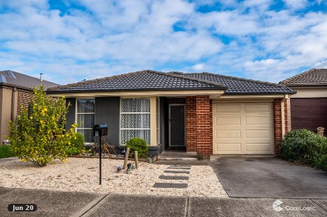 7 Dickens St, Cranbourne West, VIC 3977