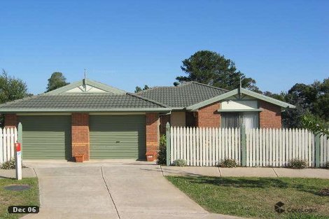 16 Clearview Ct, Garfield, VIC 3814