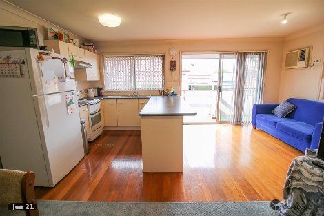 2/8a Kent St, Singleton, NSW 2330