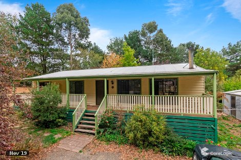 4 Tennyson St, Gordon, VIC 3345