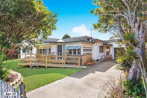 4 Pine Ave, East Ballina, NSW 2478