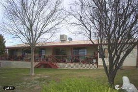 18 Meade St, Blanchetown, SA 5357