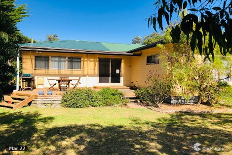 38 Ash Ave, Sandy Point, VIC 3959