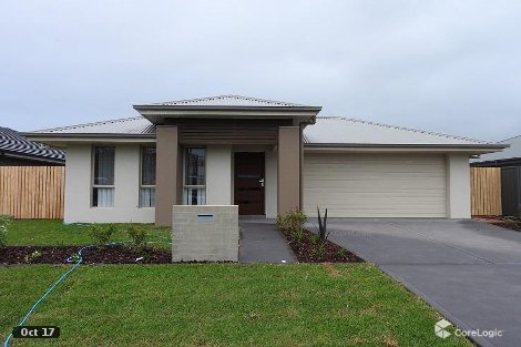 11 Uralla St, Fern Bay, NSW 2295