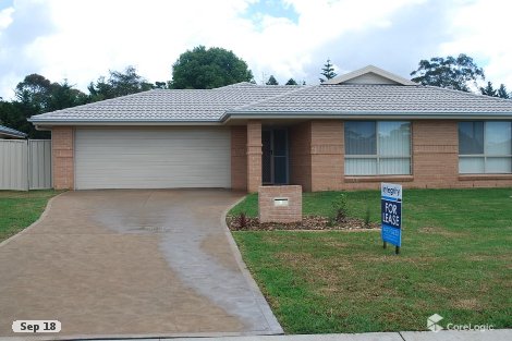 3 Doreen Ct, West Nowra, NSW 2541