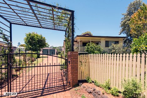 158 Ruthven St, North Toowoomba, QLD 4350