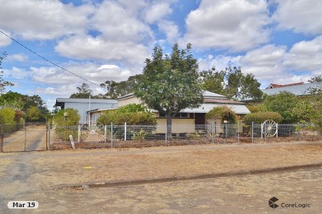 28 Hume St, Pittsworth, QLD 4356