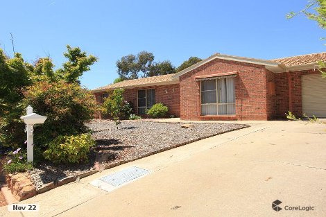 13 Pennington Cres, Calwell, ACT 2905