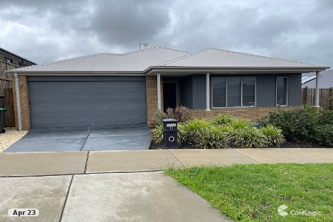 11 Sunnybrook Ave, Warragul, VIC 3820