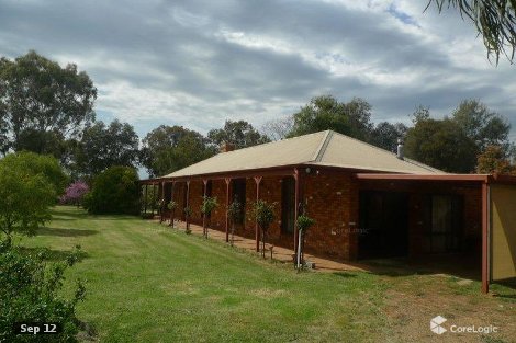 206 Tynan Rd, Table Top, NSW 2640