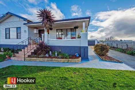 2 Best St, Upper Burnie, TAS 7320