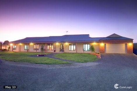 15 Kumbari Ct, New Gisborne, VIC 3438