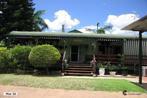 17 East St, Springsure, QLD 4722