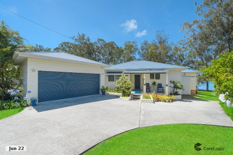 387 Ocean Dr, West Haven, NSW 2443