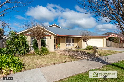 13 Lawson Cl, Horsham, VIC 3400