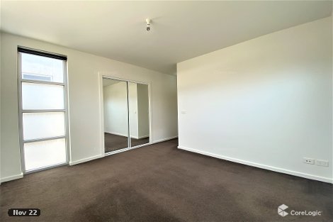 1/68 Woodland St, Strathmore, VIC 3041