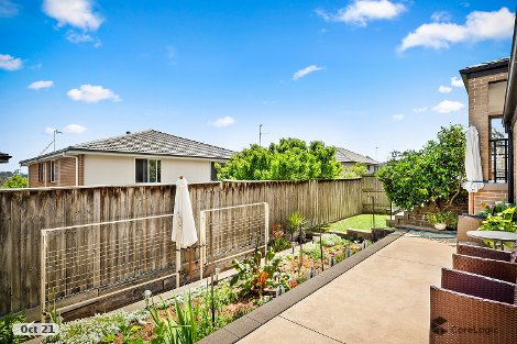 11 Chessington Tce, Beaumont Hills, NSW 2155