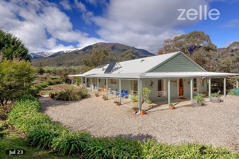 701 Mountain Creek Rd, Tawonga, VIC 3697