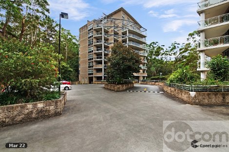 435/80 John Whiteway Dr, Gosford, NSW 2250