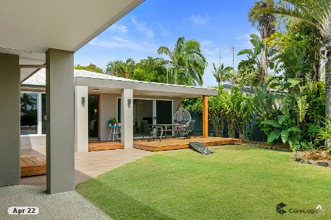 4 Napalle St, Warana, QLD 4575