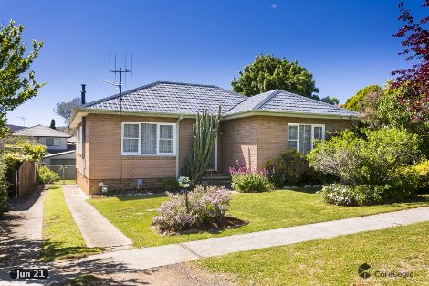 22 Mcintosh St, Queanbeyan, NSW 2620