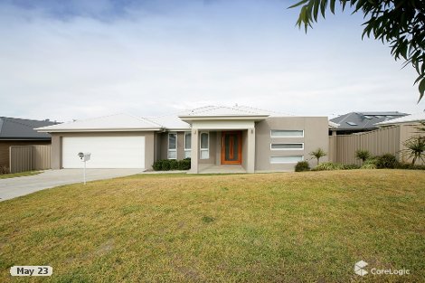 4 Breasley Cres, Boorooma, NSW 2650