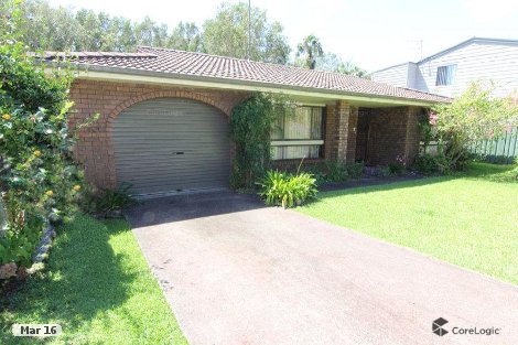 28 Seabreeze Pde, Green Point, NSW 2428