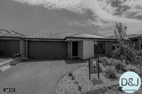 74 Elmslie Dr, Cranbourne East, VIC 3977