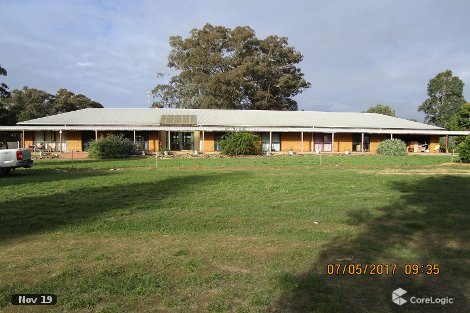 17 Back Cemetery Rd, Moonambel, VIC 3478