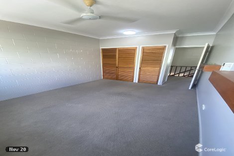 4/6 Robert St, Proserpine, QLD 4800