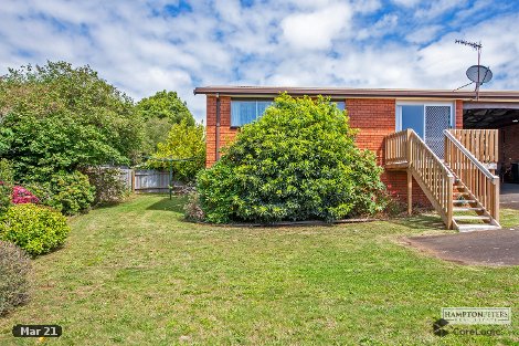 2/11 Turnbull Ave, Upper Burnie, TAS 7320