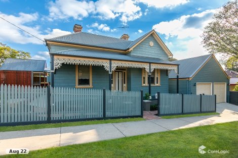 32 Russell St, Quarry Hill, VIC 3550