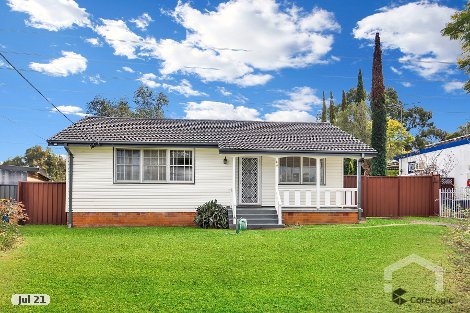 28 Lucena Cres, Lethbridge Park, NSW 2770